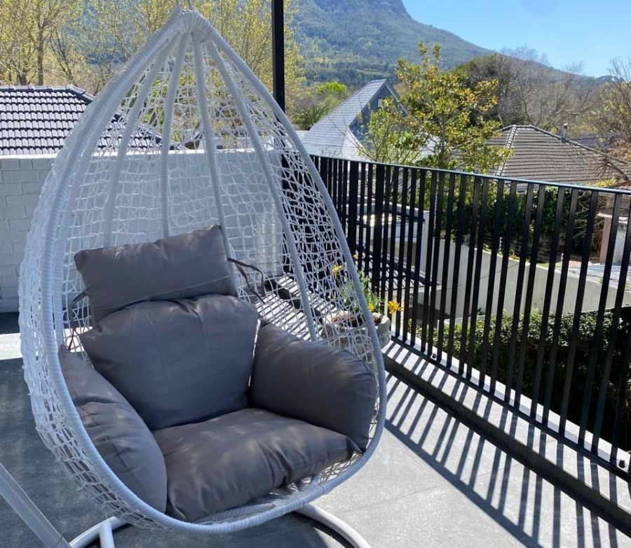 4 Bedroom Property for Sale in Newlands Western Cape